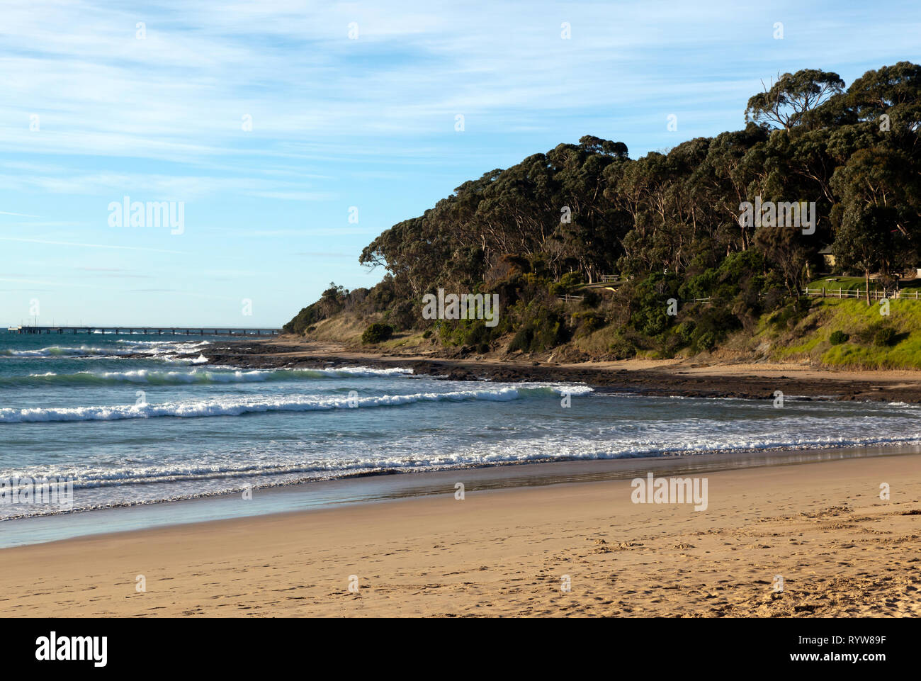 Une vue de la baie de Louttit, Lorne, Victoria, Australie Banque D'Images