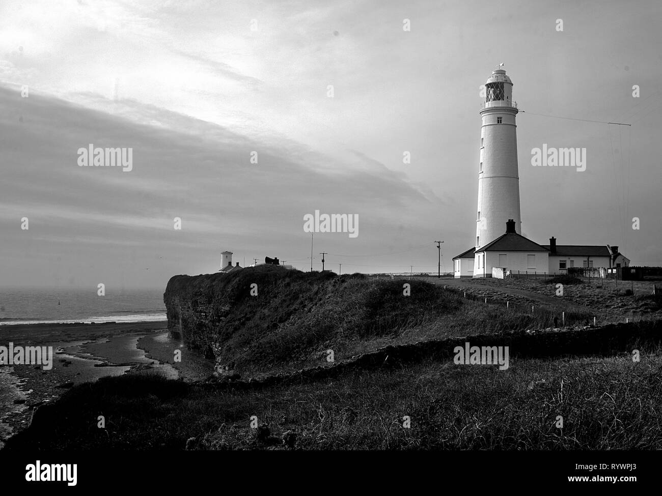 Nash Point Lighthouse situé sur la côte du patrimoine, dans le sud du Pays de Galles, Royaume-Uni Banque D'Images