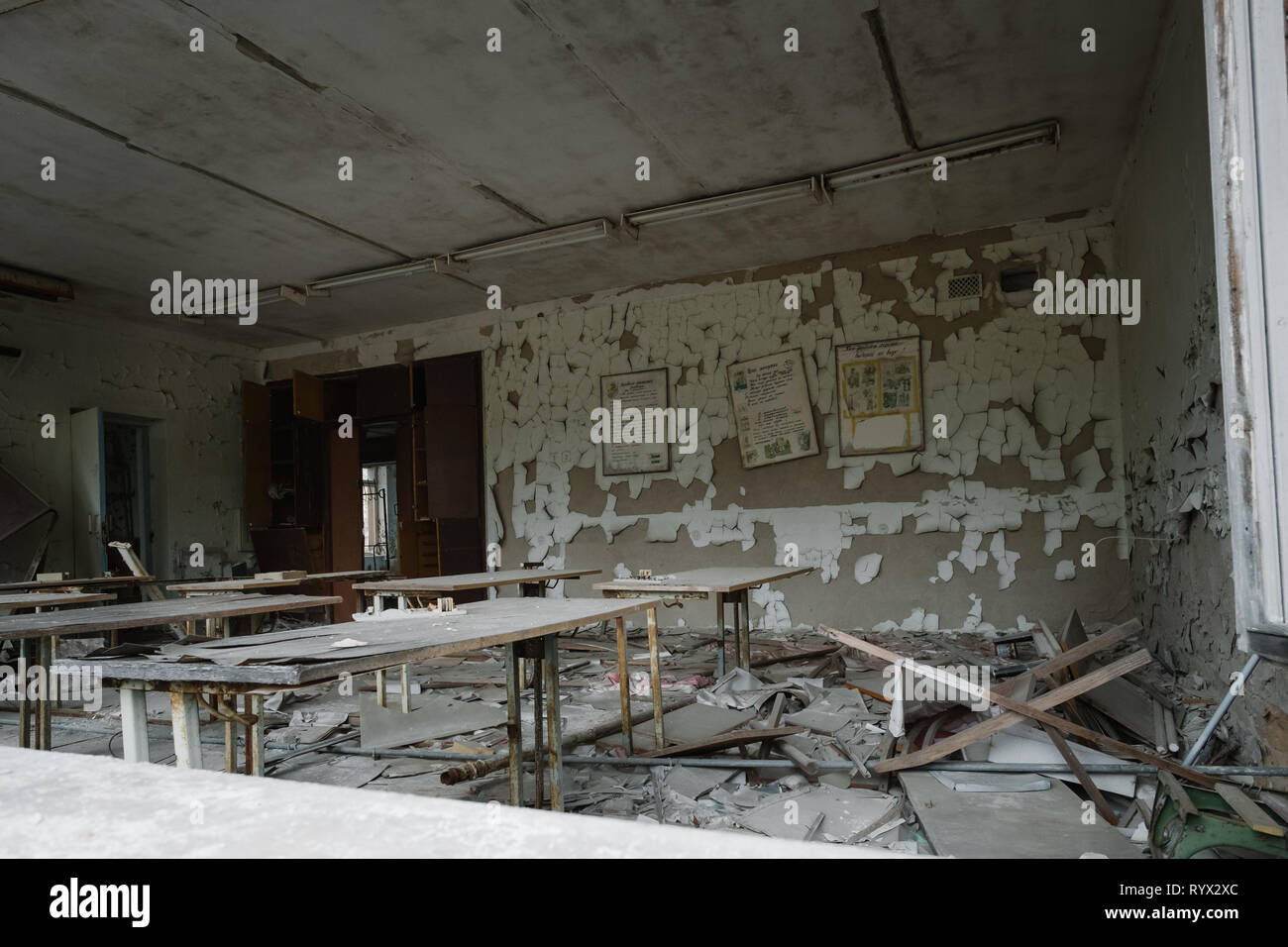 La ville abandonnée de Pripyat, la catastrophe nucléaire de Tchernobyl, la zone d'exclusion de l'Ukraine. Banque D'Images