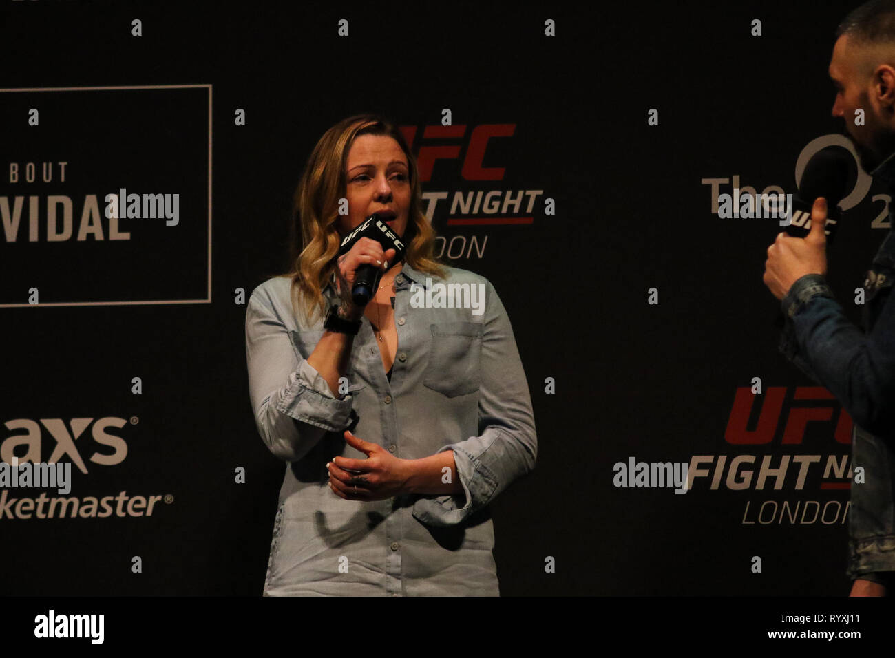 Londres, Royaume-Uni. Mar 15, 2019. Joanne Calderwood répond aux questions de fans Crédit : Dan Cooke/Alamy Live News Banque D'Images