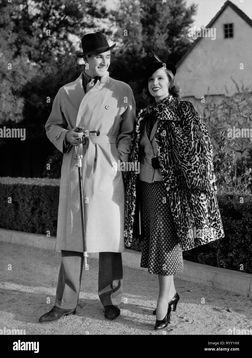 Errol Flynn et sa première femme, l'actrice française Lili Damita. Ils se sont mariés à partir de 1935-1942, Vers (1935) #  de référence de fichier 33751 904THA Banque D'Images Errol Flynn et sa première femme, l'actrice française Lili Damita. Ils se sont mariés à partir de 1935-1942, Vers (1935) #  de référence de fichier 33751 904THA Banque D'Images