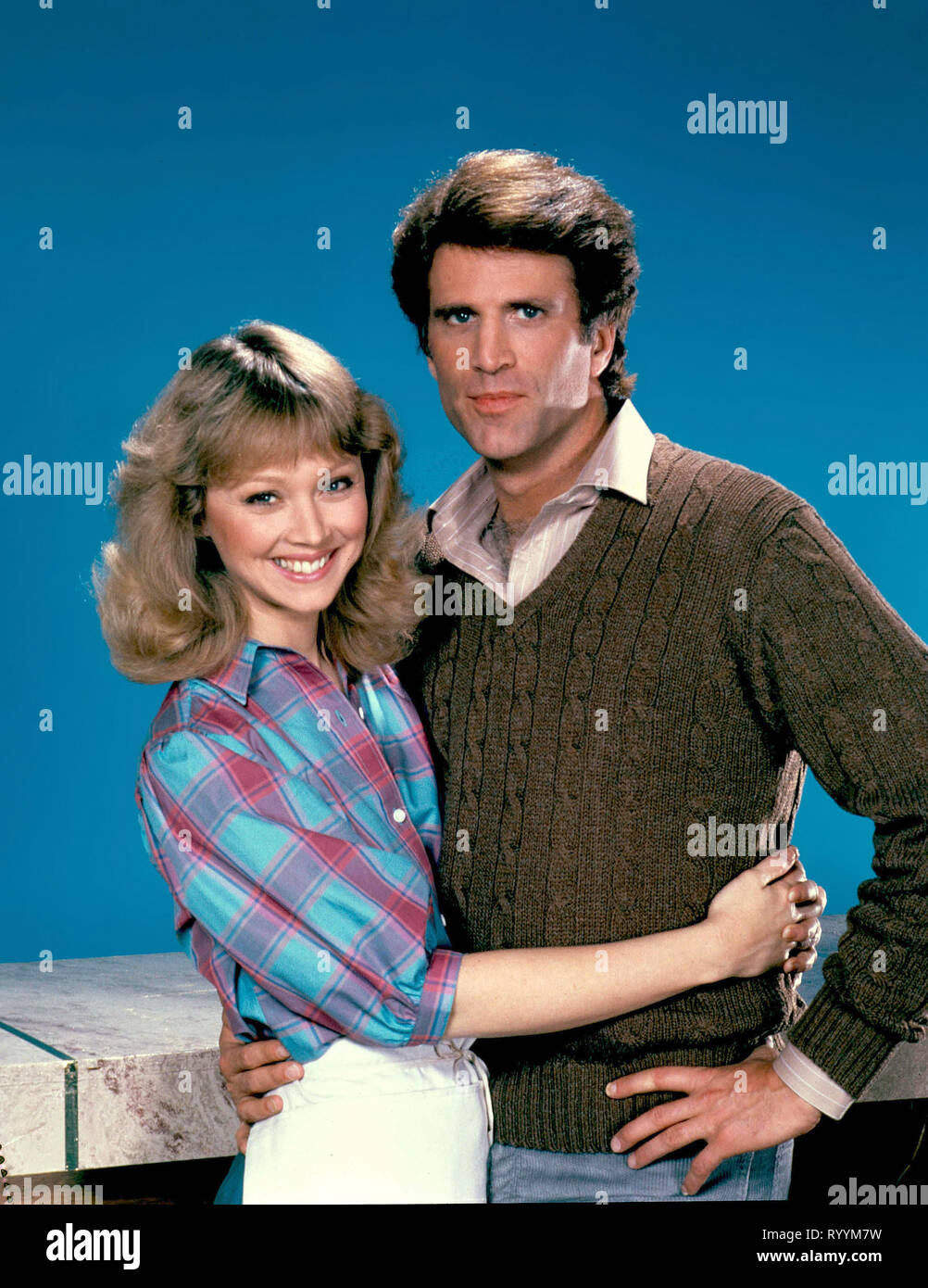 SHELLEY LONG, Ted Danson, Cheers, 1982 Banque D'Images