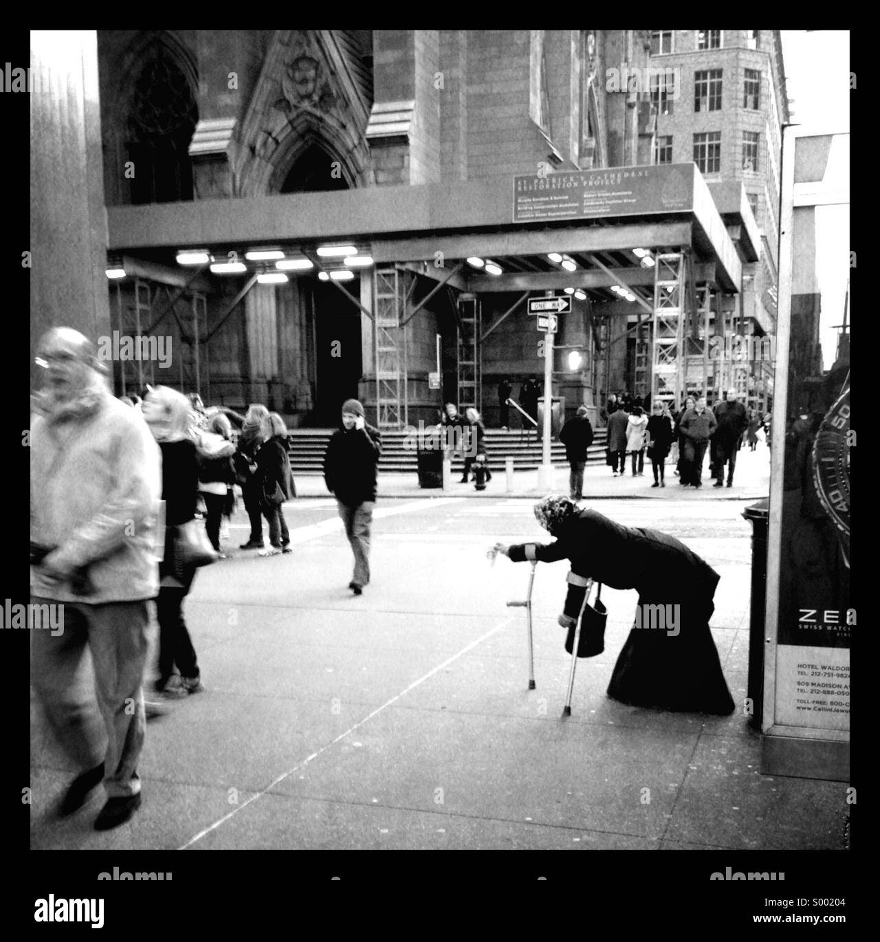 Femme mendiant New york Banque D'Images