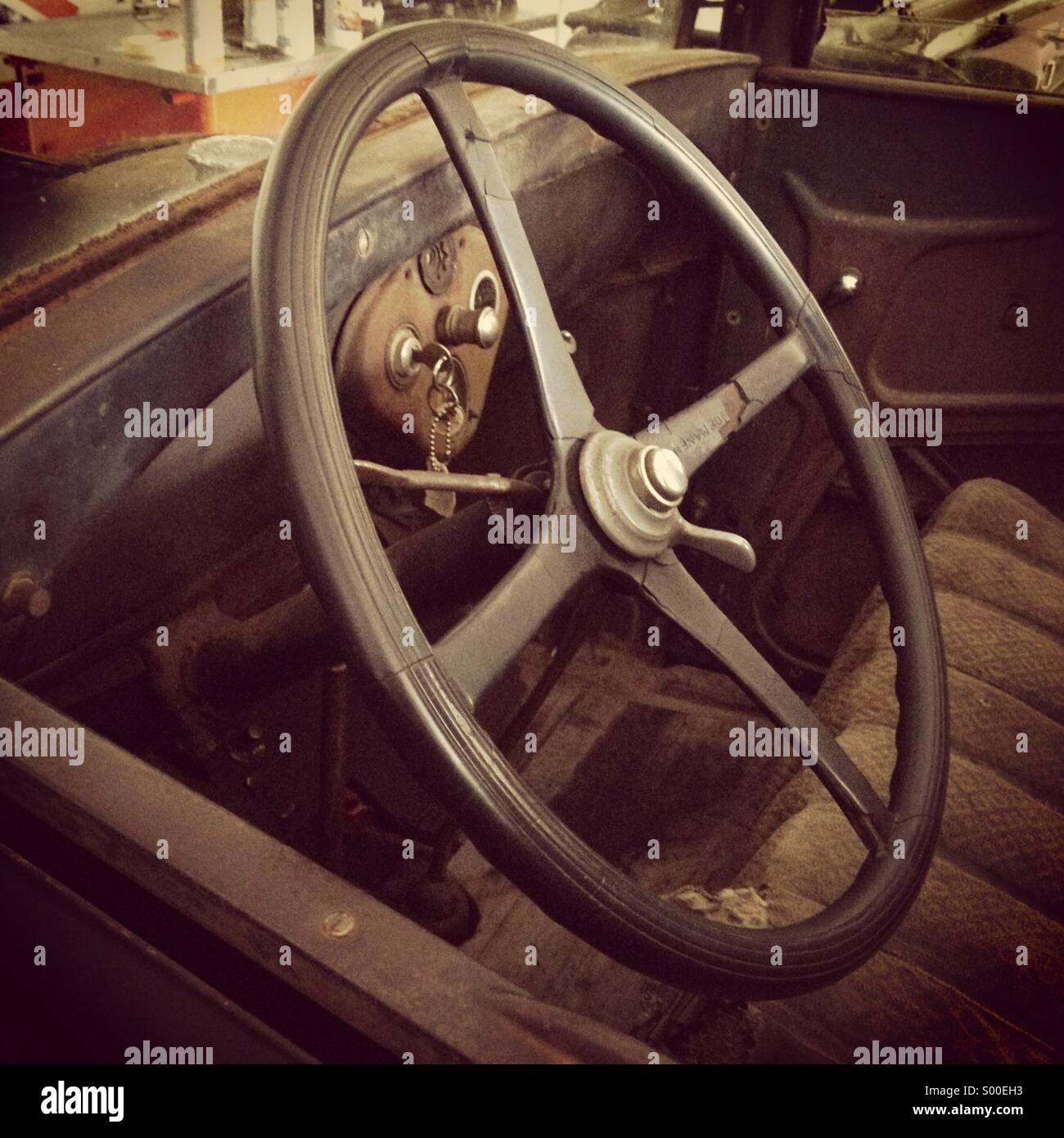 Vieille Ford Modèle T-volant dash - Image de stock capturée avec un smartphone