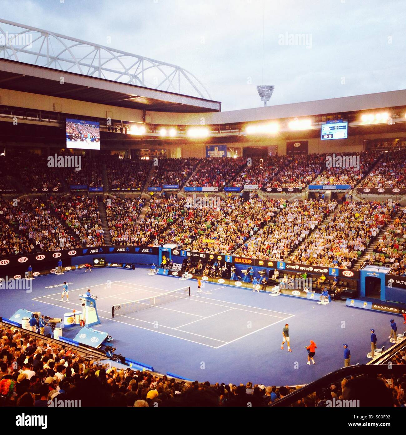 Open d'Australie - Federer vs Tsgona Banque D'Images