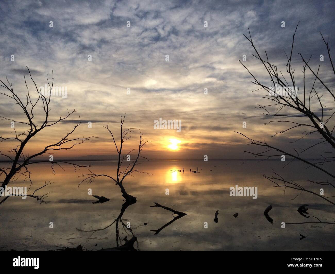 Coucher de soleil sur le lac Salton Californie Banque D'Images