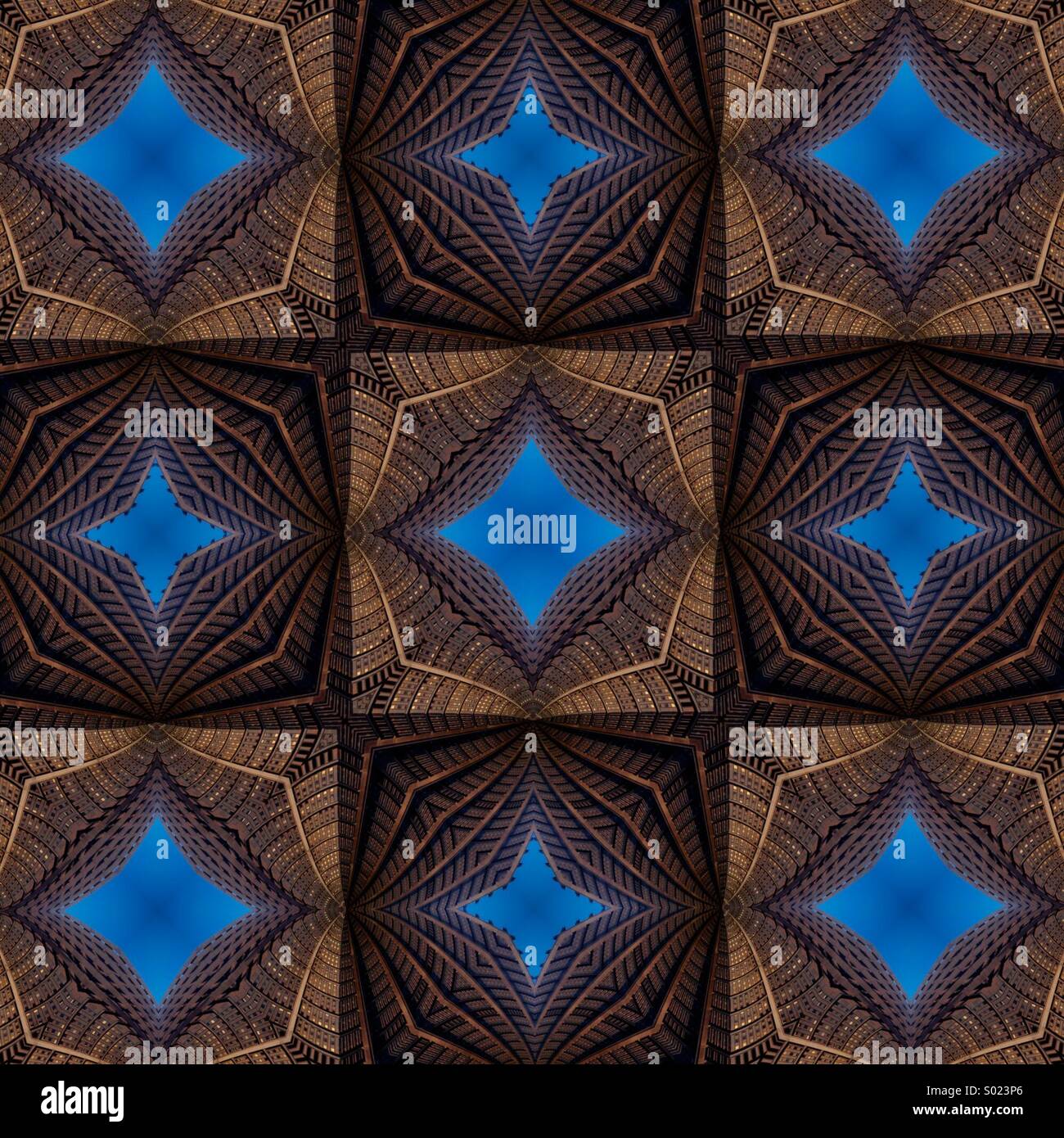 Un damier brun et bleu motif kaléidoscope abstrait - Image de stock capturée avec un smartphone