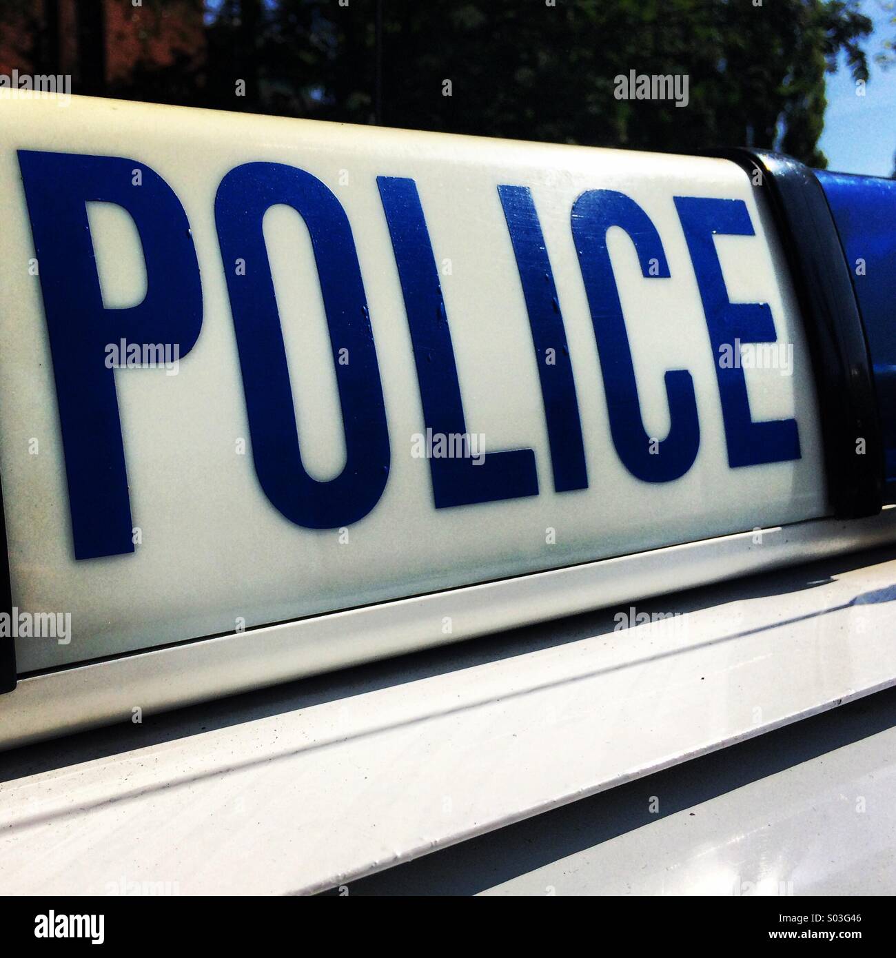 Sirène de police sur le dessus d'une voiture. Banque D'Images