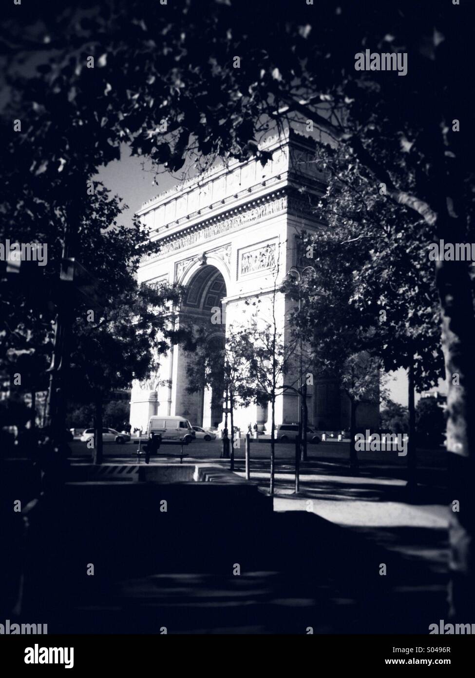 L'Arc de Triomphe en paria - Image de stock capturée avec un smartphone