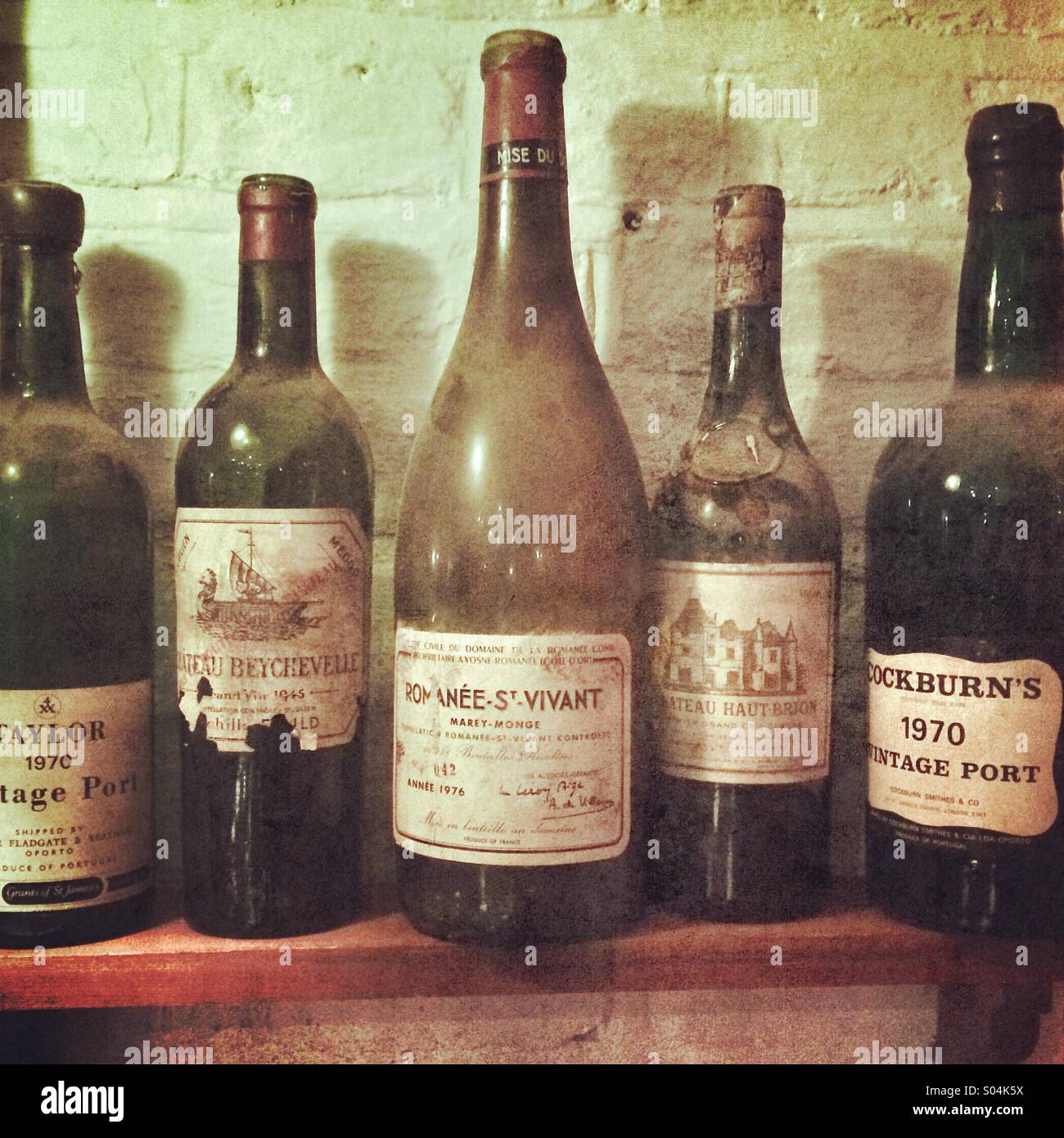 Vin vieux port et bouteilles. Banque D'Images