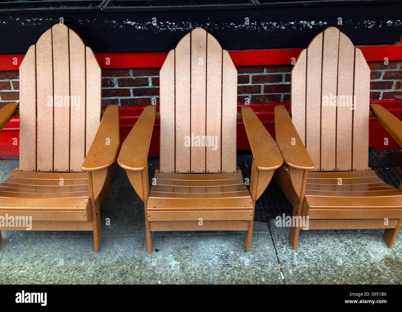 Trois chaises en bois Banque D'Images