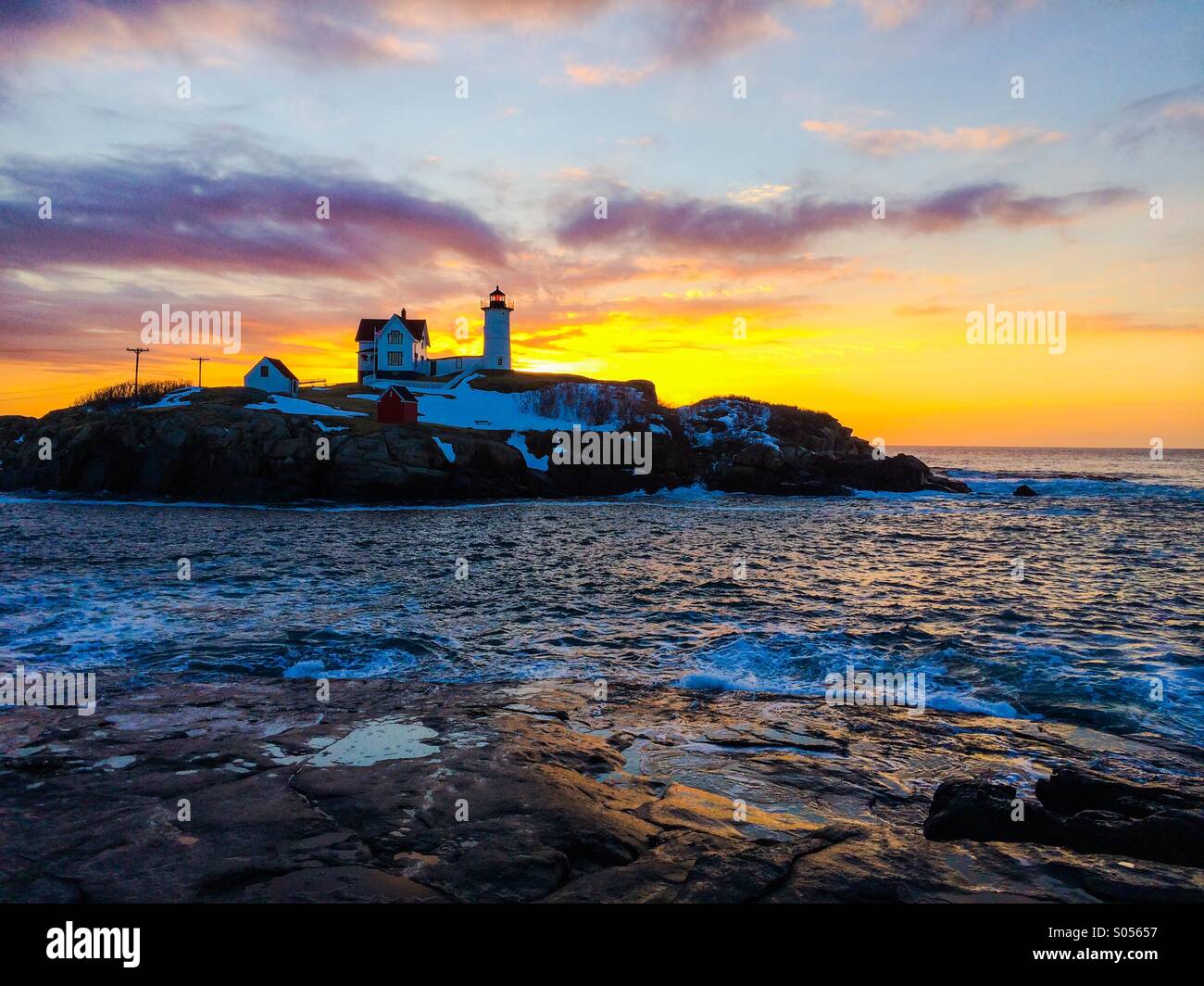 Phare de Nubble à l'aube Banque D'Images