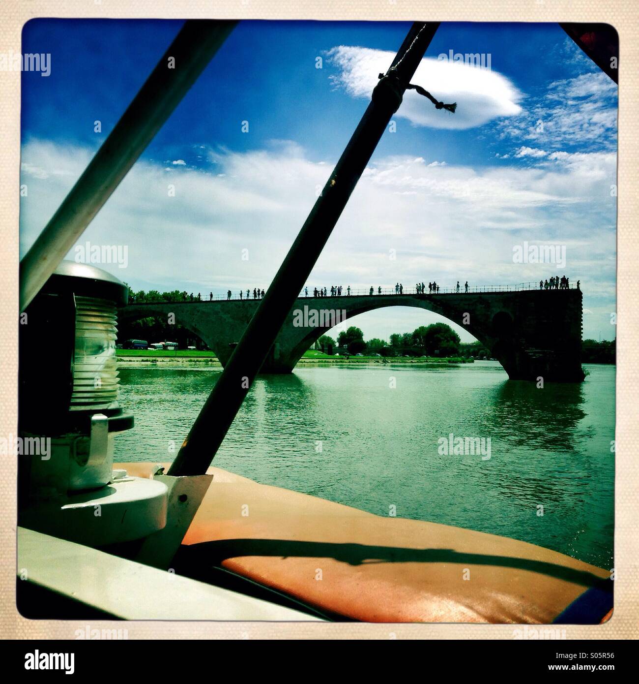 Près de Pont D'Avignon par bateau Banque D'Images