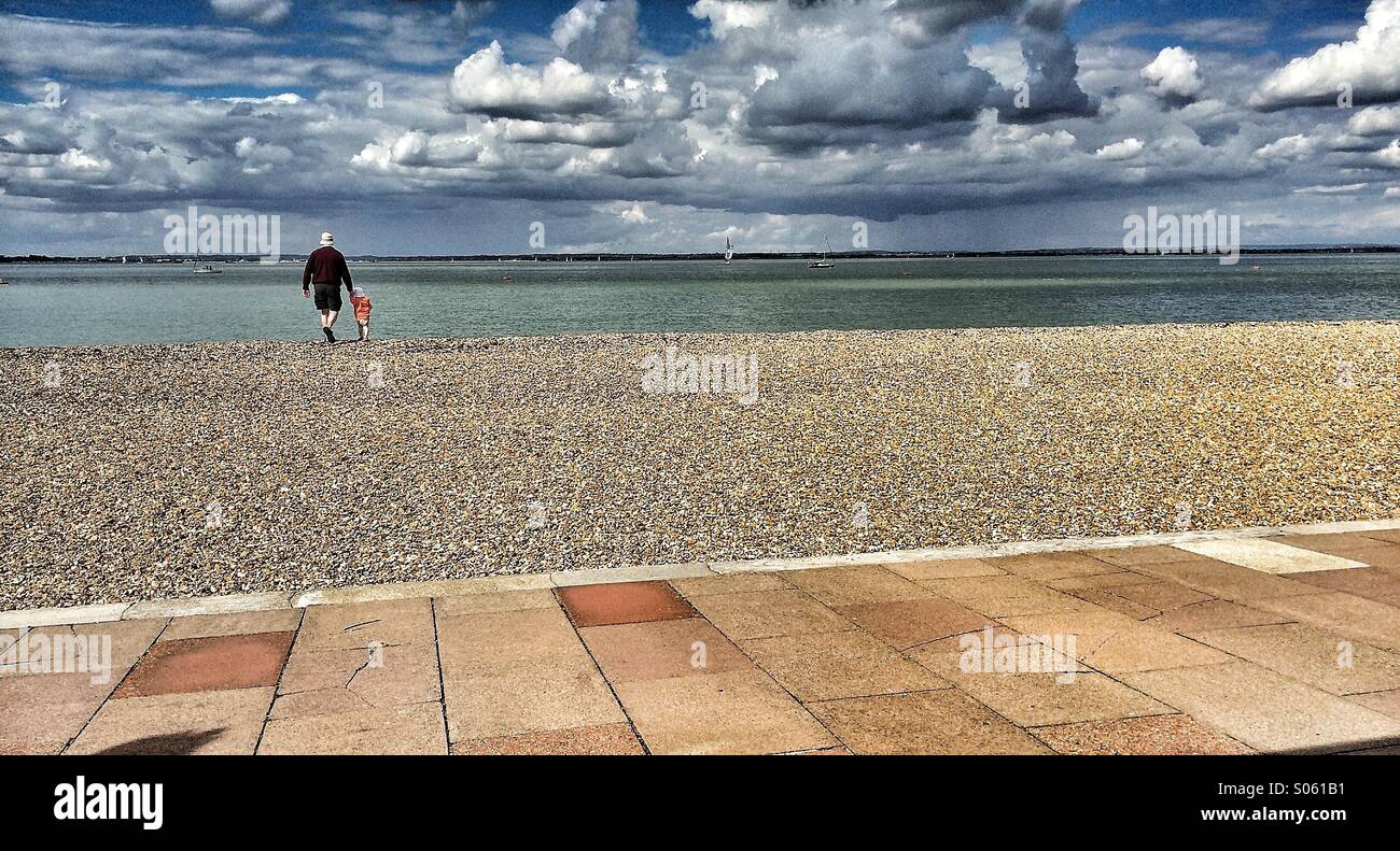 La pagaie dans la mer à Cowes Banque D'Images