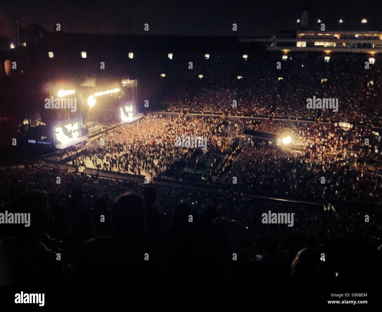Sommaire d'un concert au Los Angeles Coliseum. Banque D'Images