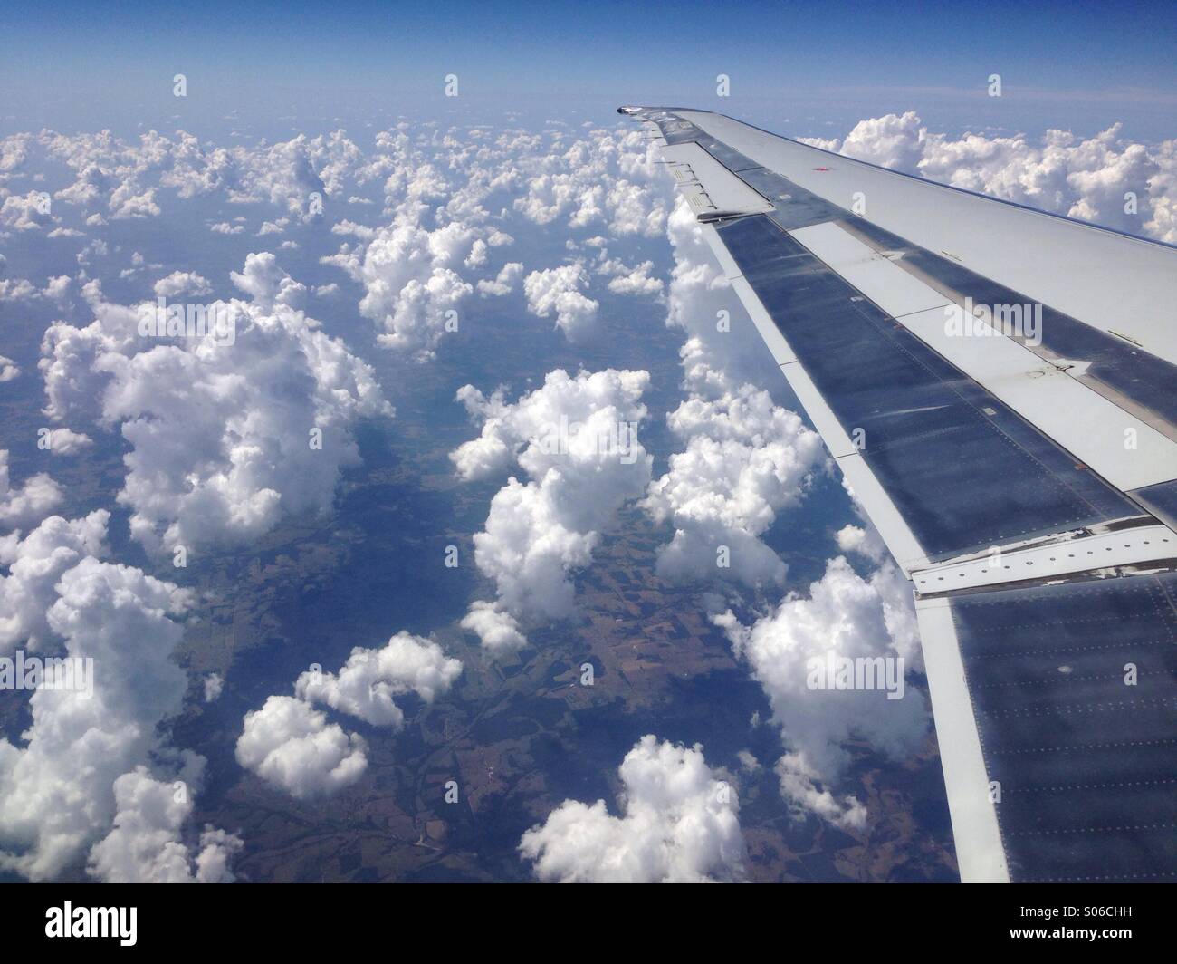 Voler au-dessus des nuages Banque D'Images