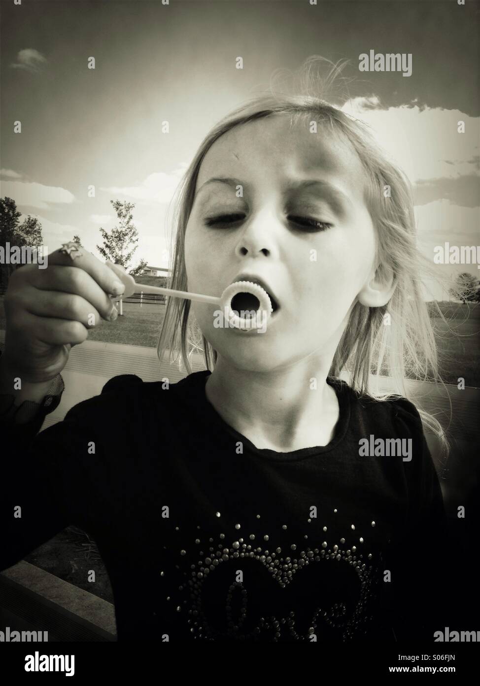 Faire des bulles, c'est amusant. Banque D'Images