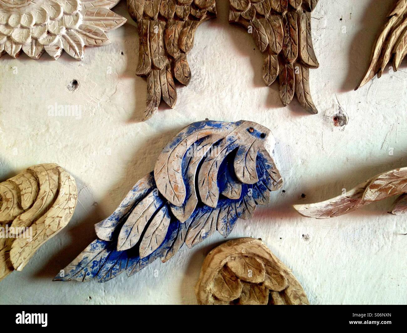 Meubles anciens en ailes d'anges en shop à San Miguel de Allende, Mexique Banque D'Images