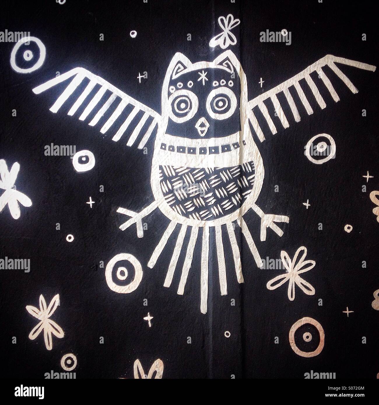 Un fantastique owl décore un mur dans la ville de Mexico, Mexique Banque D'Images