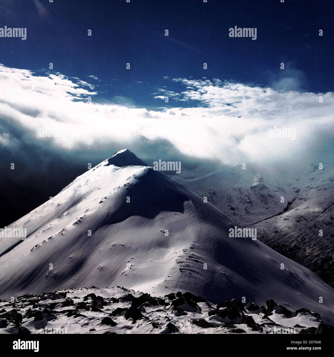 Les montagnes enneigées à Glencoe Ecosse - Image de stock capturée avec un smartphone