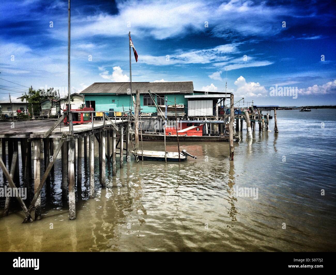 Village de pêcheurs de l'île du Crabe Malaisie Pulau Ketam - Image de stock capturée avec un smartphone