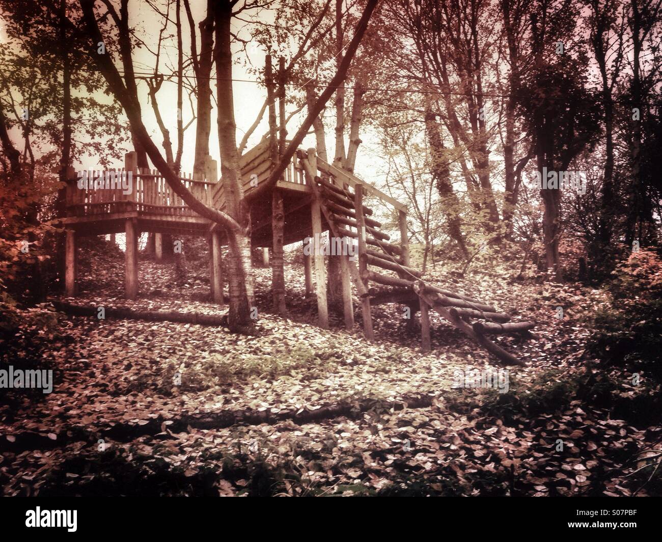 La structure de jeu désertes à une aire d'aventure Banque D'Images