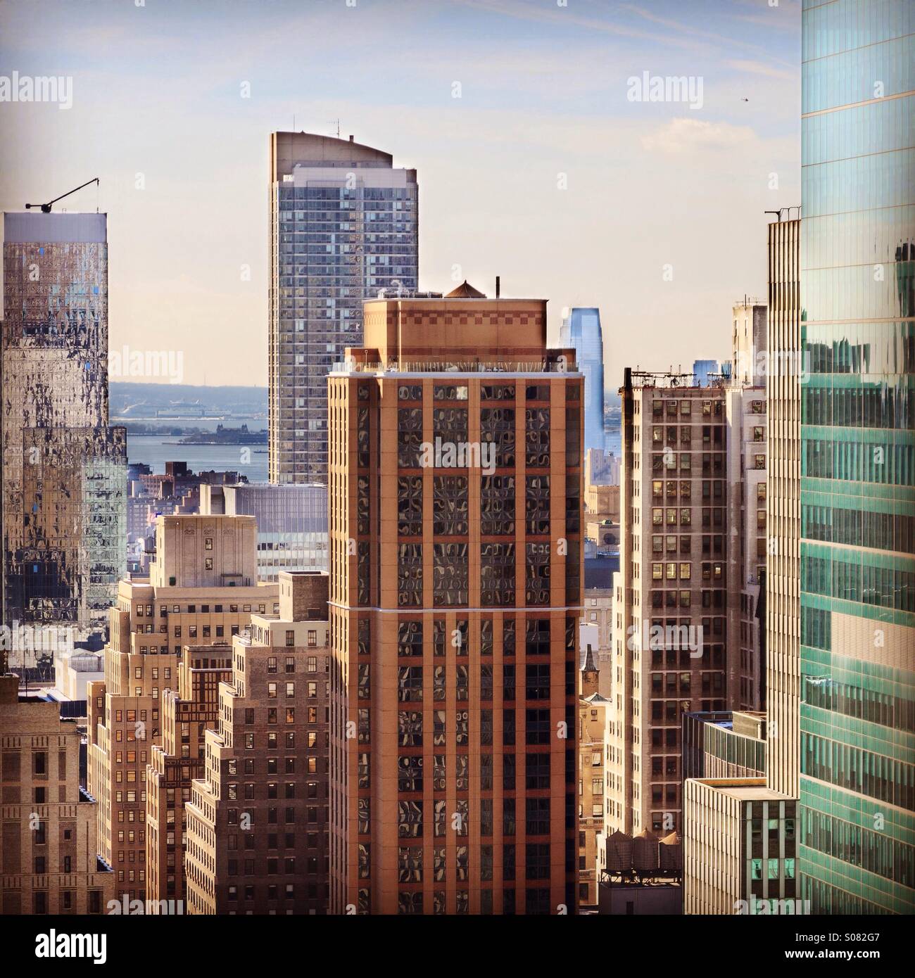 Grattes-ciel de Manhattan à New York, NY, USA. - Image de stock capturée avec un smartphone