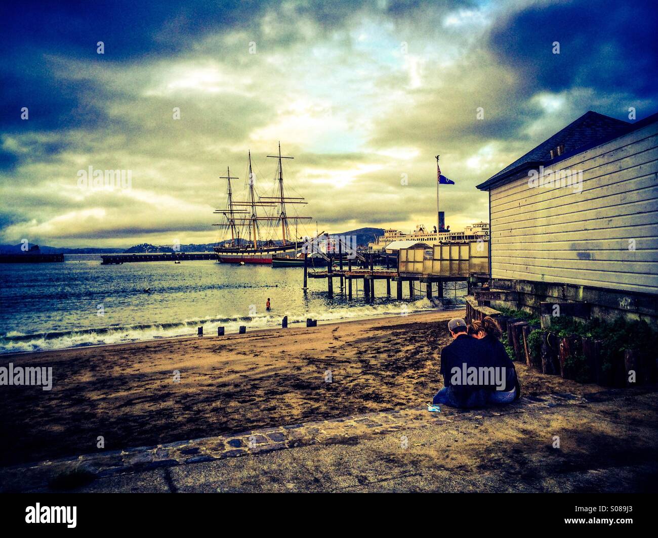 Hyde Street Pier, San Francisco, California, USA - Image de stock capturée avec un smartphone