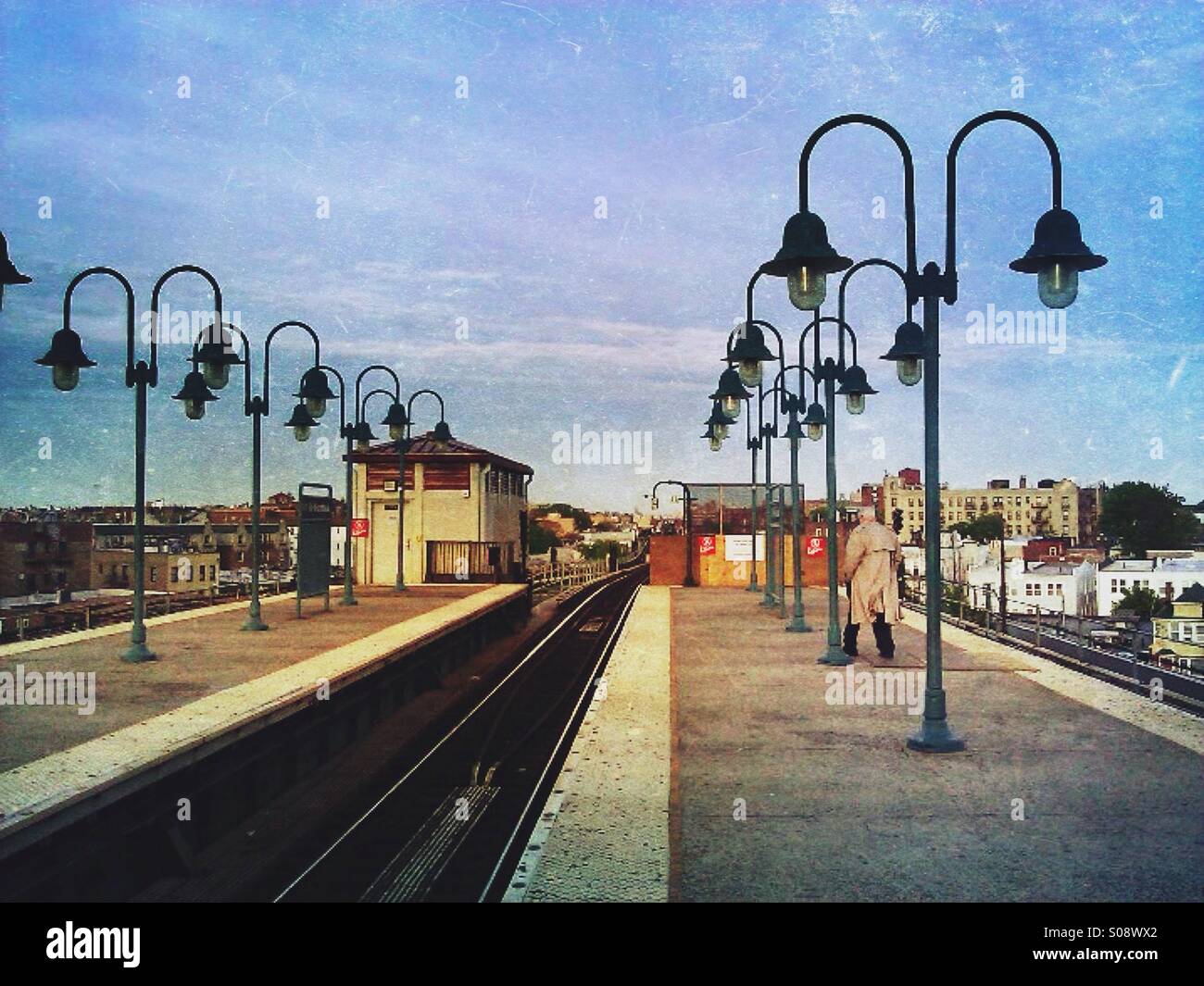 Plate-forme du métro - train 7 Sunnyside, Queens - Roosevelt ace Banque D'Images Plate-forme du métro - train 7 Sunnyside, Queens - Roosevelt ace Banque D'Images