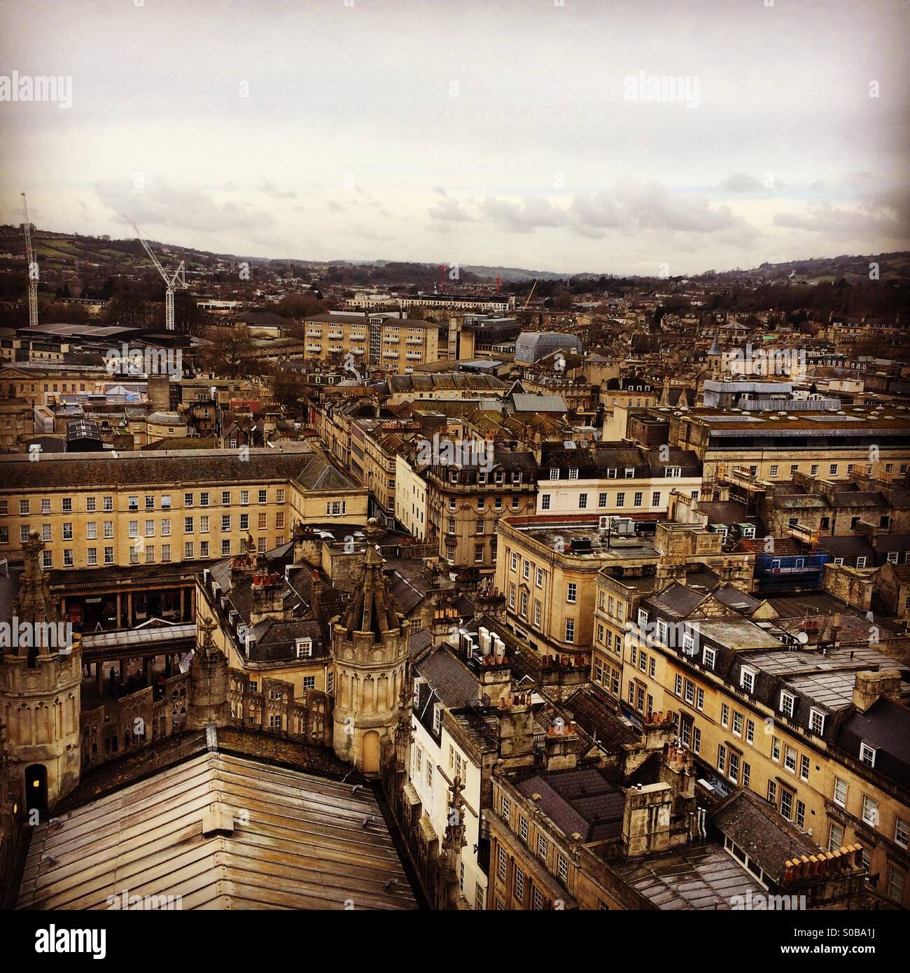 Ville de Bath, Somerset. Voir d'en haut. Vue depuis l'abbaye de Bath - Image de stock capturée avec un smartphone