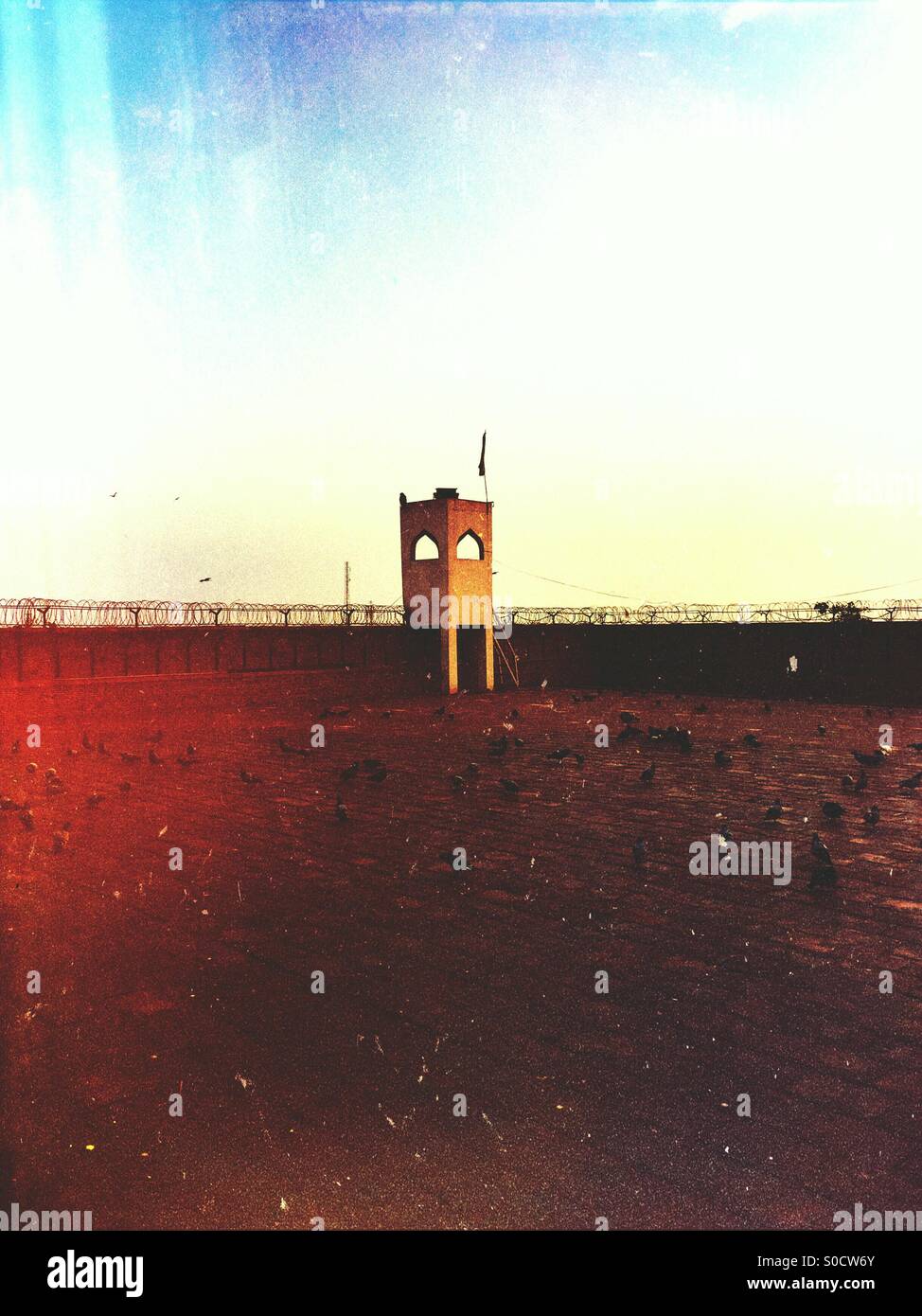 Tour de garde à l'extérieur de Shah Alam Rukn e culte Multan Pakistan Banque D'Images