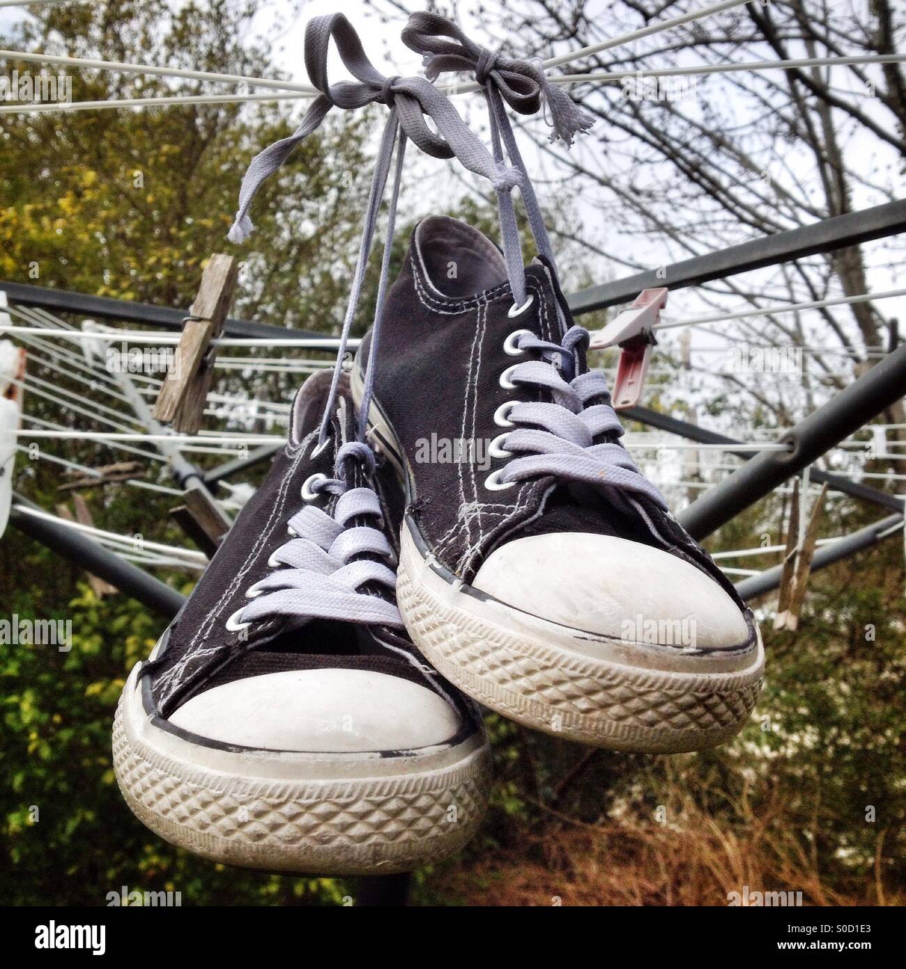 Converse sneakers Banque de photographies et d'images à haute résolution -  Alamy