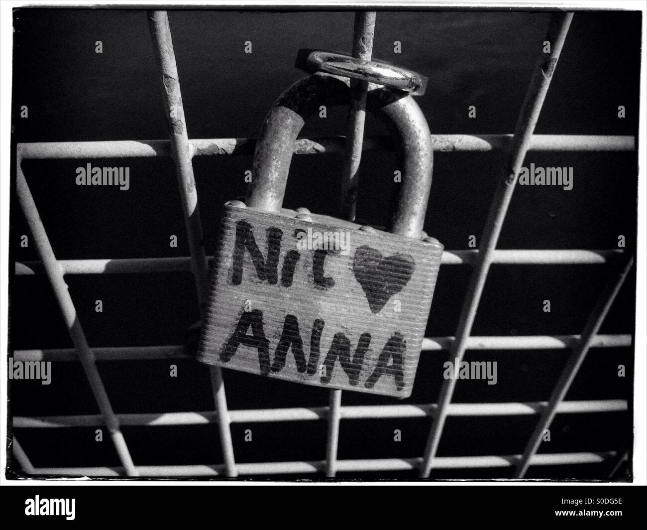 Verrouillage de l’amour - Image de stock capturée avec un smartphone