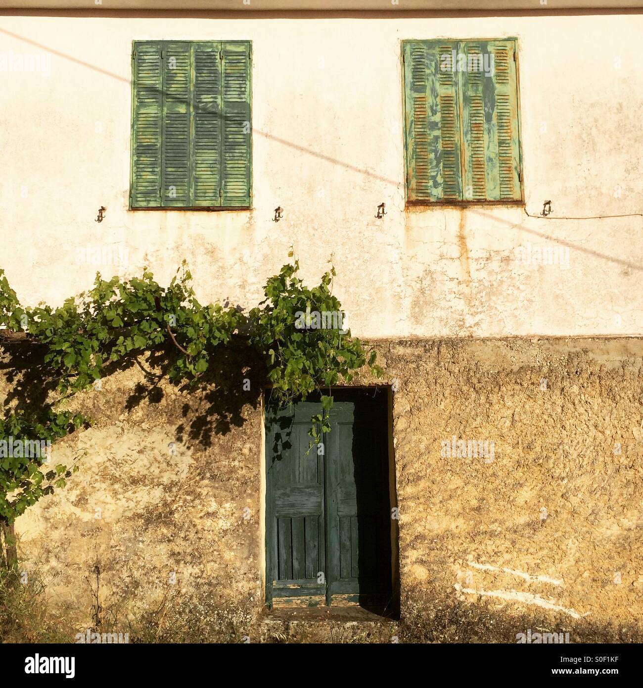 Une maison à Kefalonia, Grèce, qui ressemble à un visage. Banque D'Images