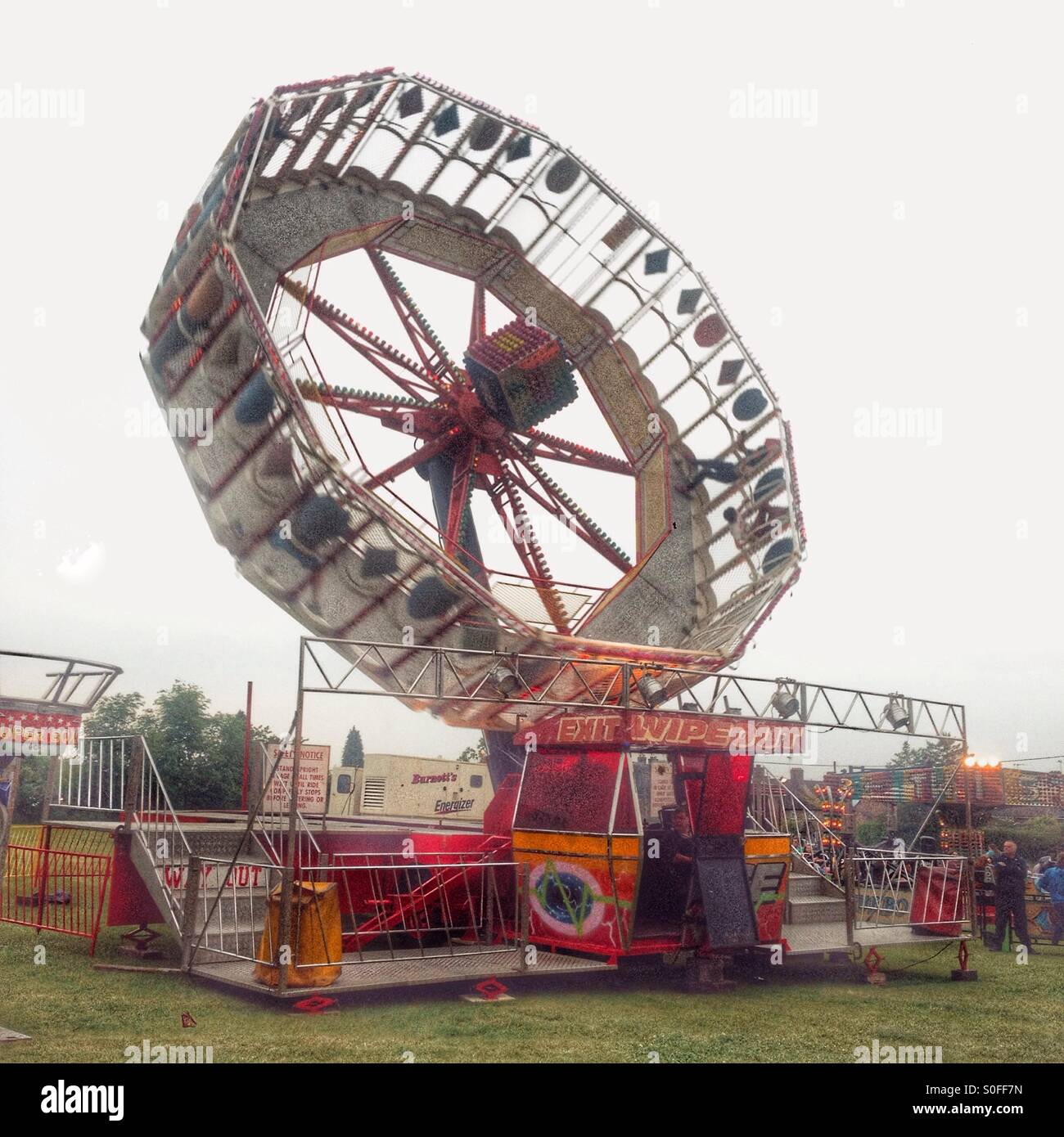Effacer fairground ride, Alresford, Hampshire, Angleterre, Royaume-Uni - Image de stock capturée avec un smartphone