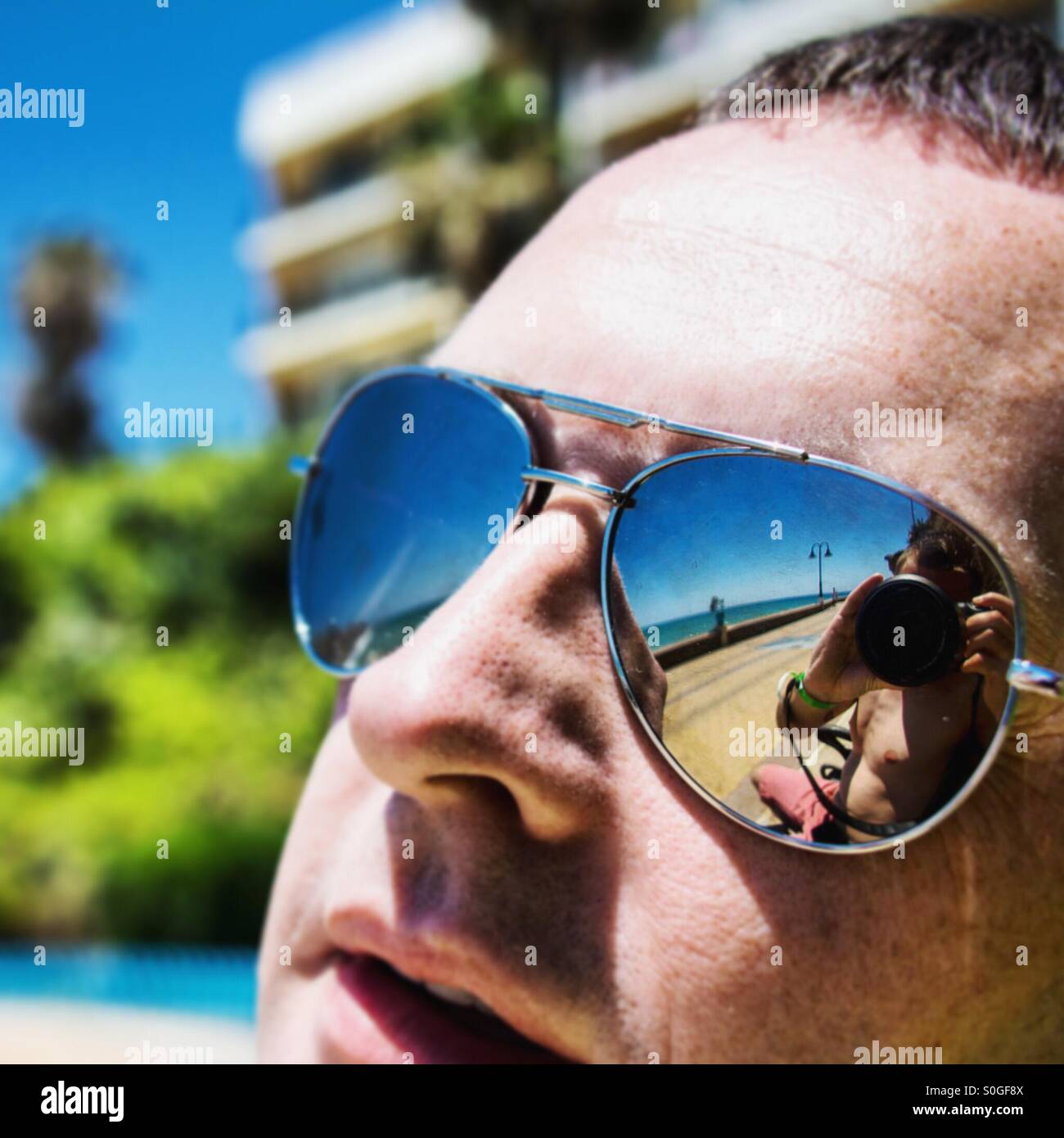 Reflet dans les lunettes de photographes Photo Stock - Alamy