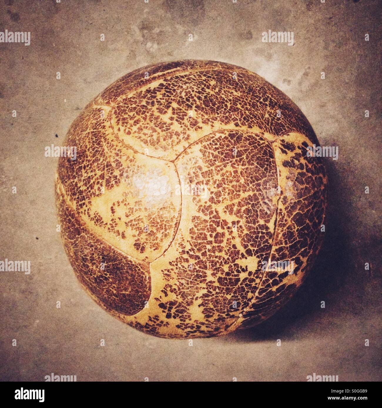 Ballon médecine ball classique 3 à 10 kg cuir articiel pour salle de