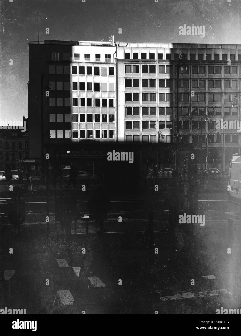 Carré de lumière dans la ville Banque D'Images