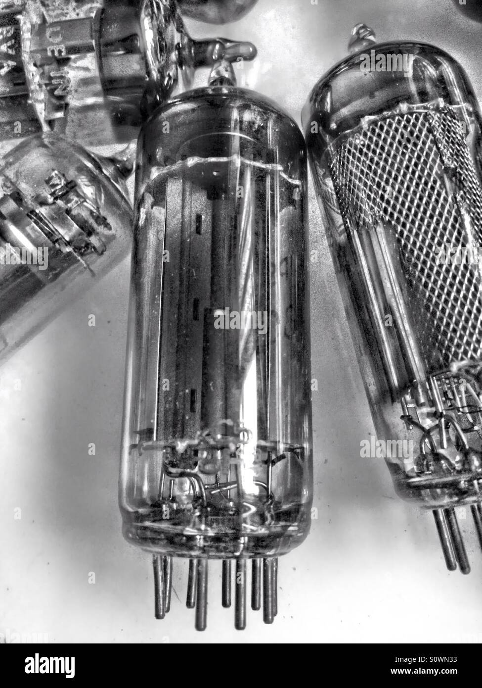 Les vannes de la radio et de la télévision Vintage - Image de stock capturée avec un smartphone