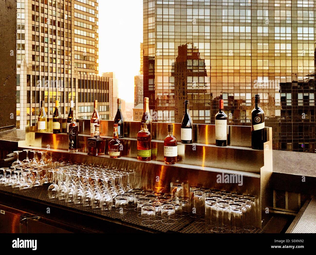 Rooftop Bar à Manhattan, New York City. Banque D'Images