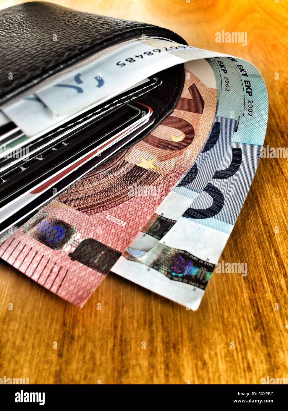 Porte-monnaie avec l'euro Photo Stock - Alamy