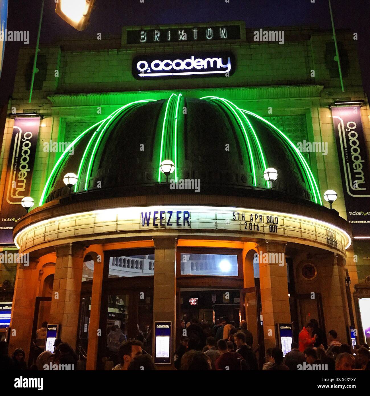 Brixton Academy's billboard : weezer, s'est vendu dehors ! Banque D'Images