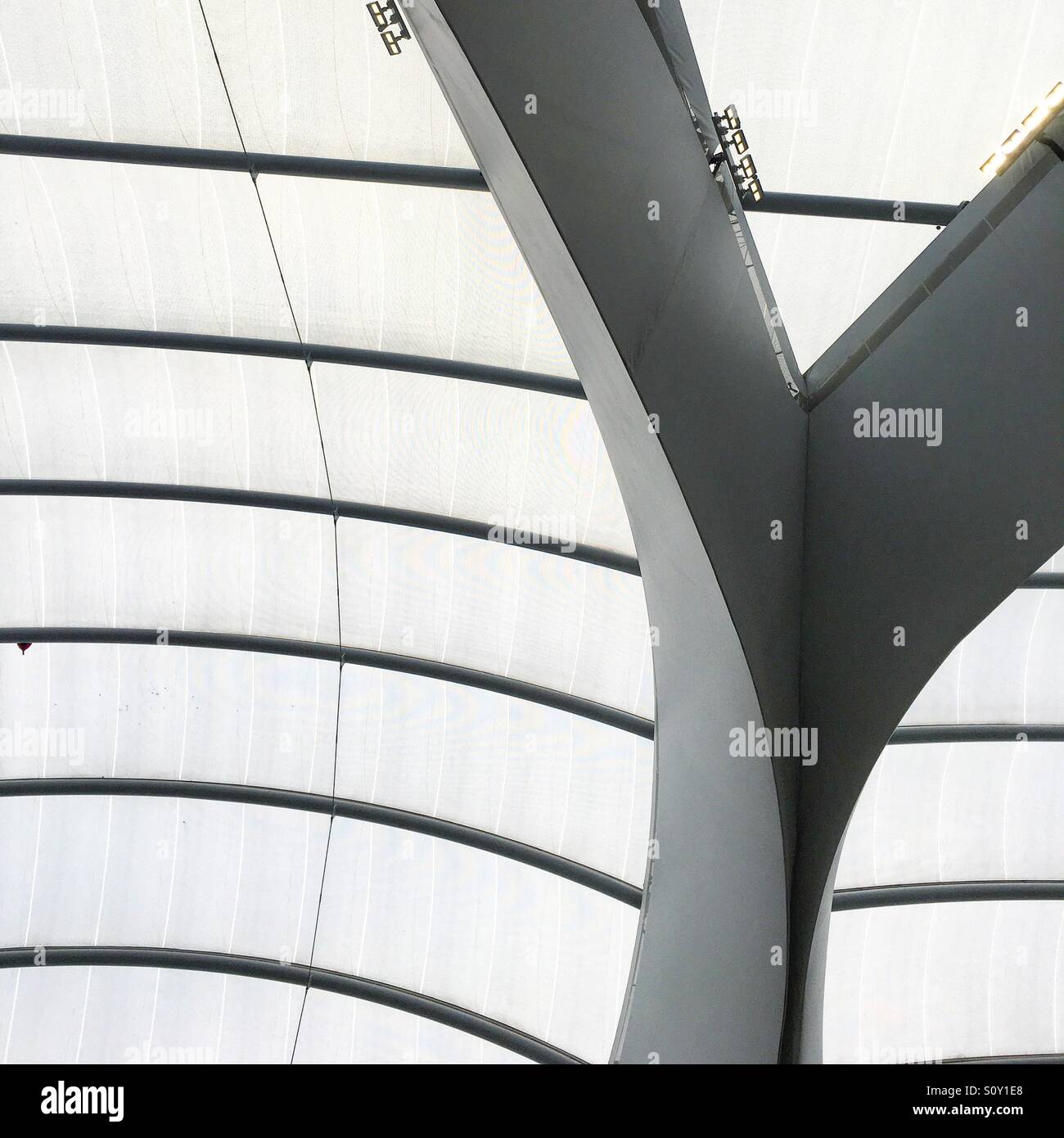 Plafond architectural moderne de la gare centrale. Banque D'Images