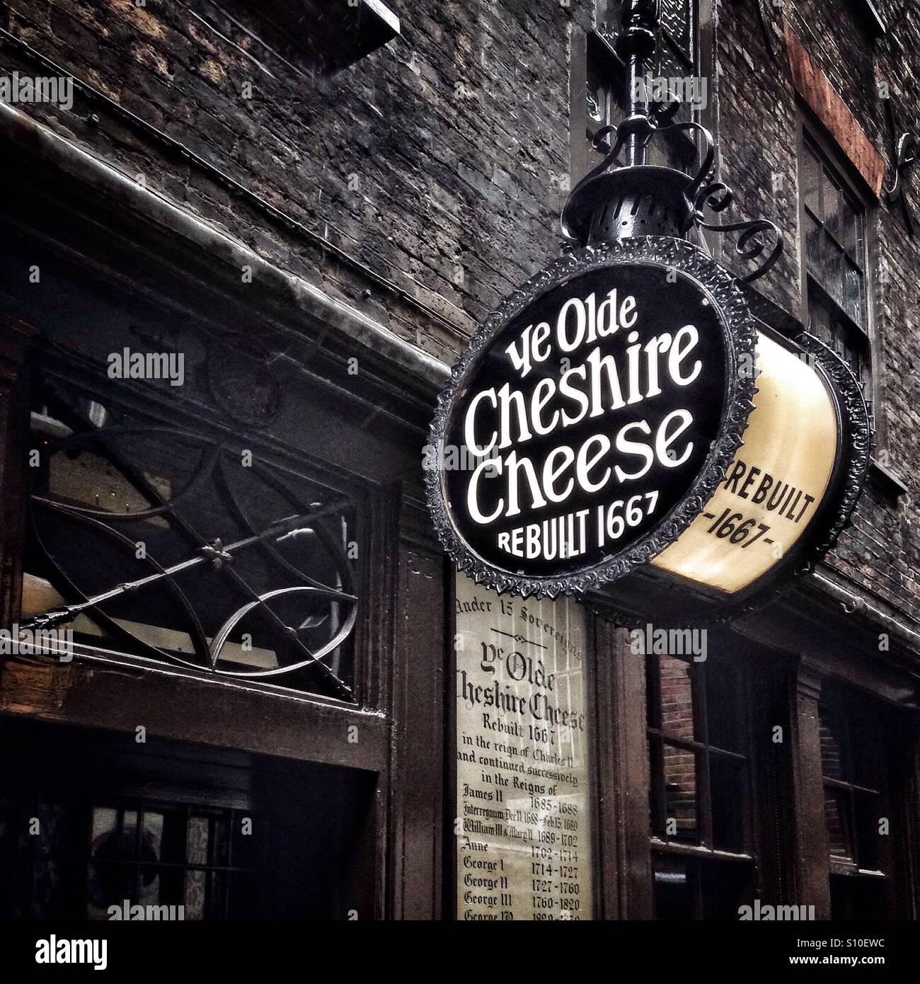Cheshire cheese Banque de photographies et d’images à haute résolution ...
