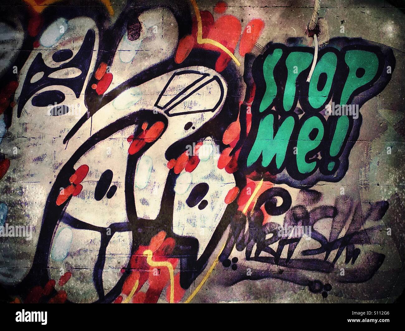 Les graffitis urbains, Sébastopol, en Crimée - Image de stock capturée avec un smartphone