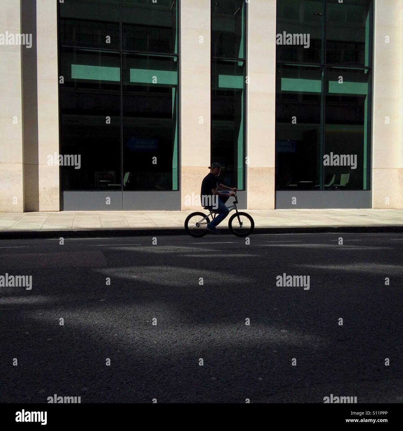 Le BMX rider - Londres Banque D'Images