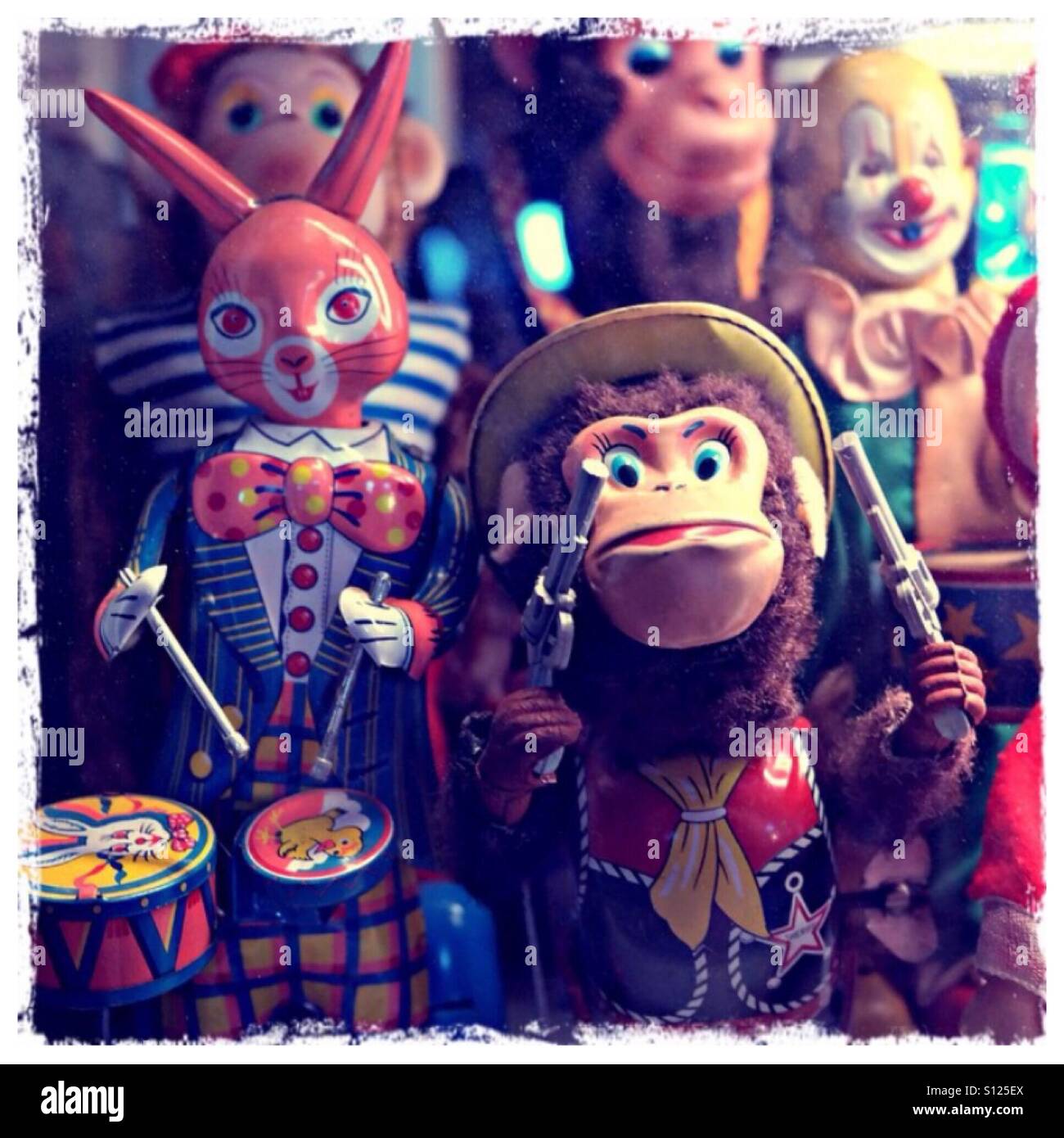 Tambour de singe jouet mexicain vintage, tambour jouet tournant mexicain,  jouet vintage, jouets à l'ancienne -  France