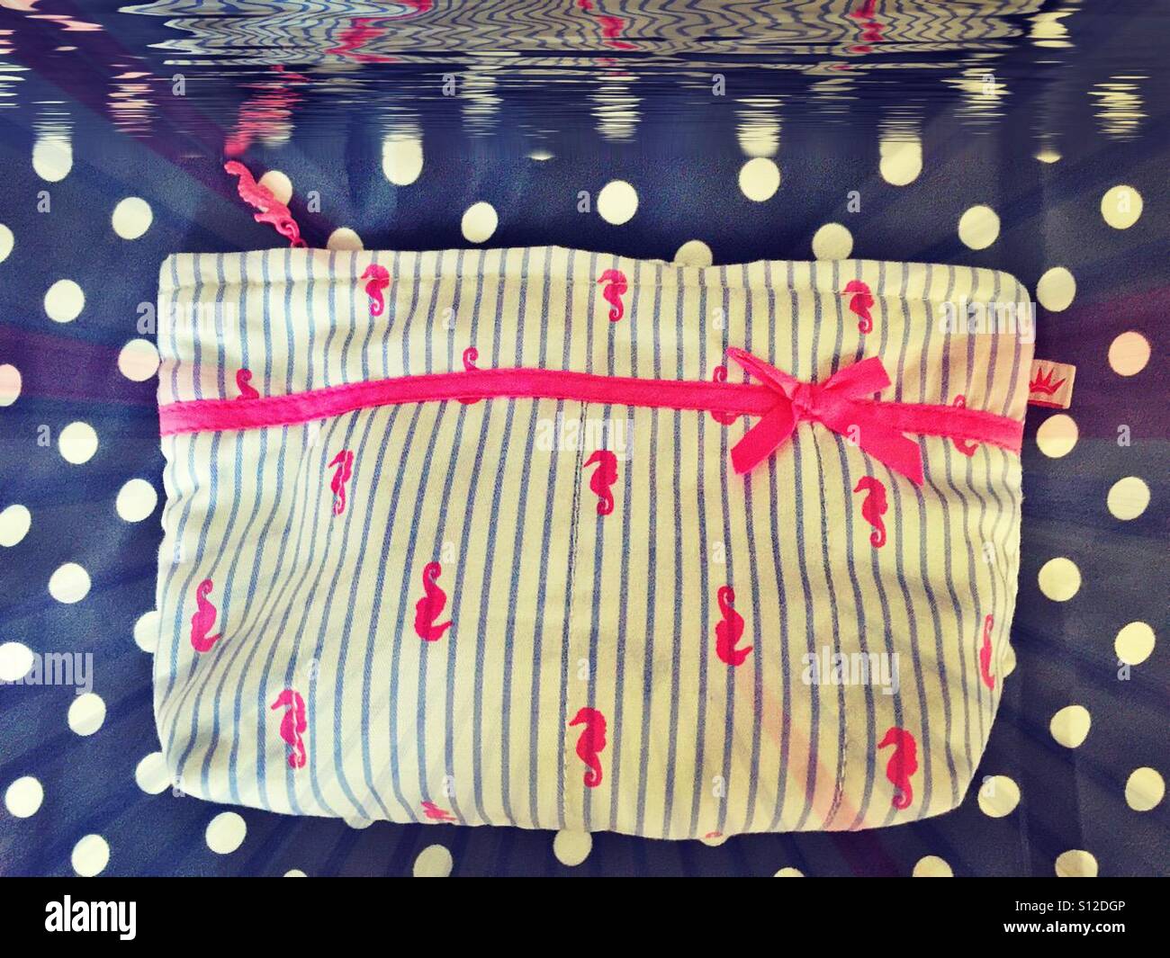 ...Peu d'hippocampe... 'On Tour'... - Image de stock capturée avec un smartphone