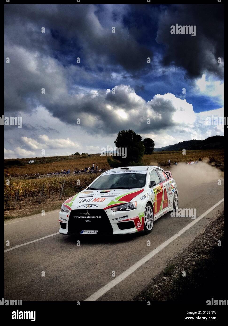 2015 rallye WRC Rally de España RACC-SS21 Guiamets Els Guiamets [2] Joao Ramos/Jose Janela - Mitsubishi Lancer Evo X voiture rallye, Catalogne, Espagne. Banque D'Images