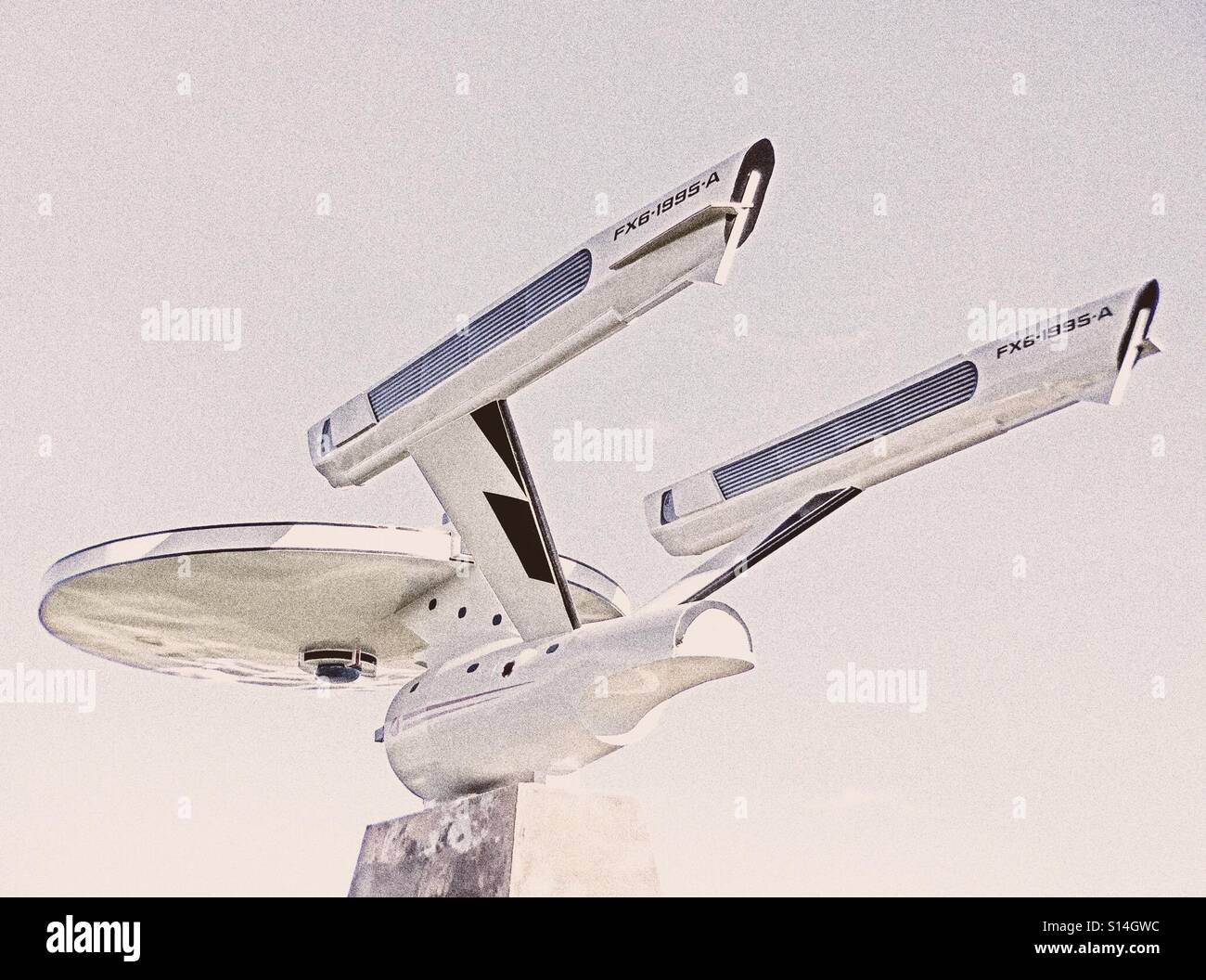 Un style Star Trek starship, la mascotte de la ville de Vulcan, Canada. - Image de stock capturée avec un smartphone